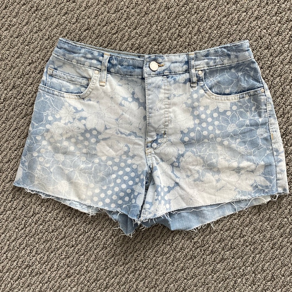 Frayed Jeans high-rise denim short